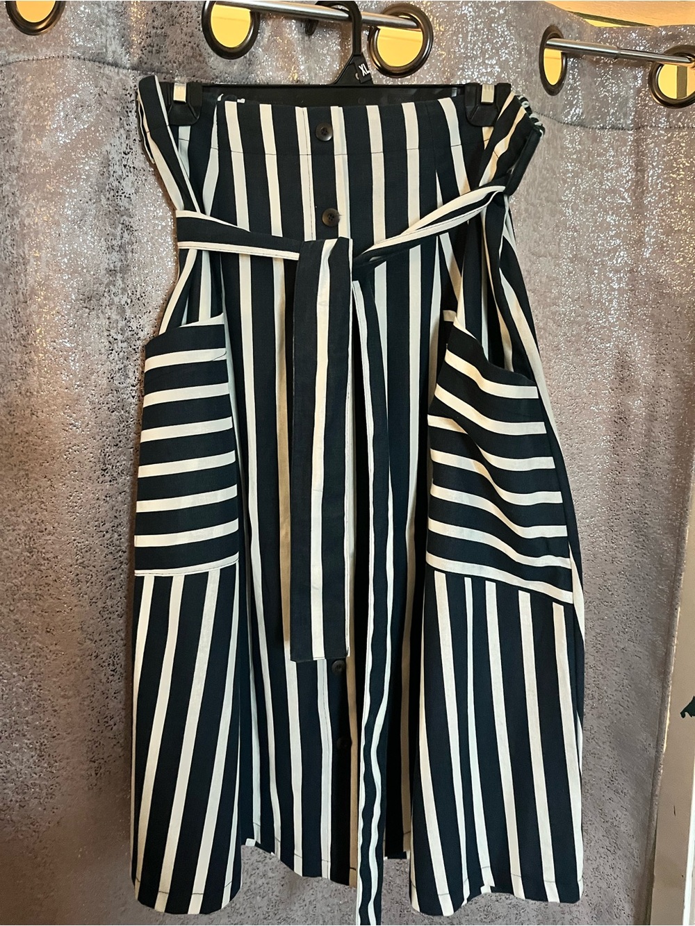Striped Sleeveless Belted skirt. - Navy & White
